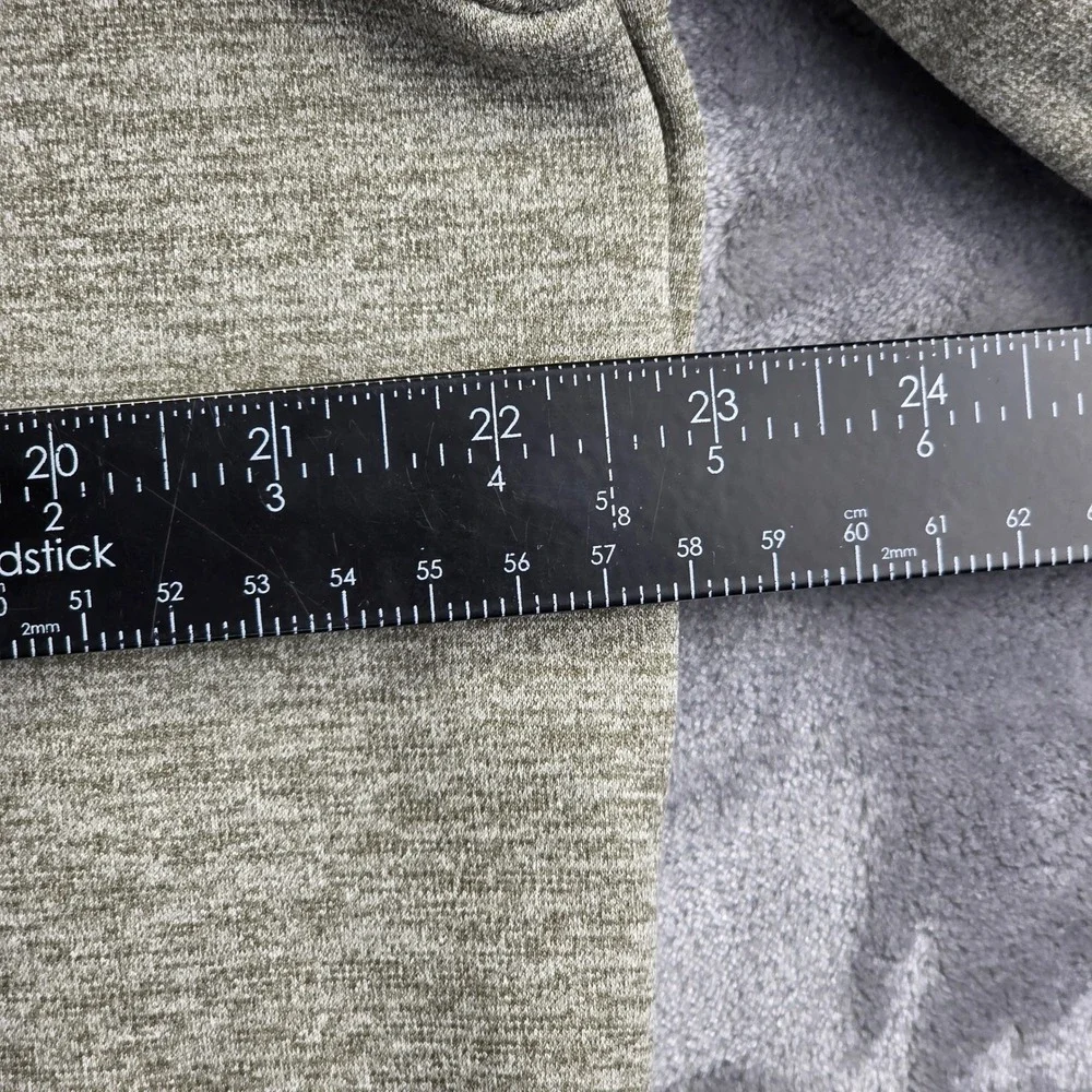 Nike Hoodie Mens Medium Olive Green Dri-FIT Graphic Swoosh Pullover‎ Sweatshirt